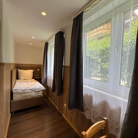 アパートホテル Gg Self-stay ガルミッシュ・パルテンキルヒェン